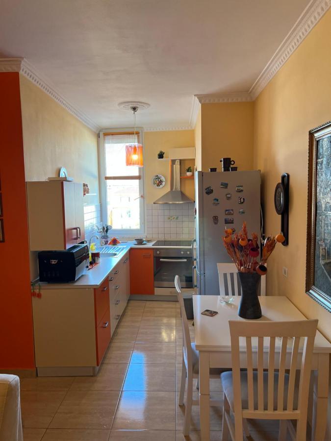 City Center Apartment In שקודר מראה חיצוני תמונה