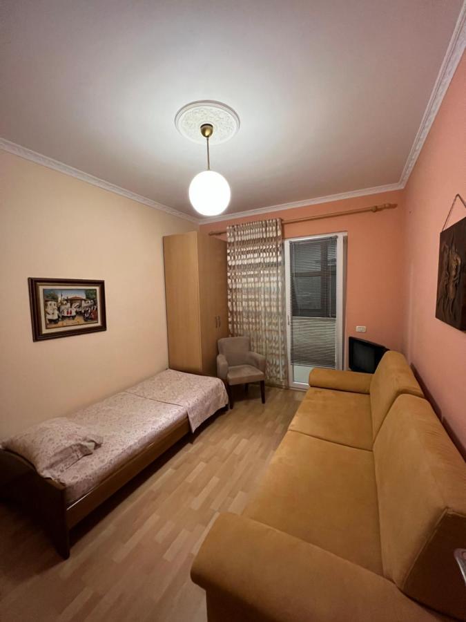 City Center Apartment In שקודר מראה חיצוני תמונה